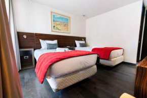 Tribeca Twin Room - Studio with Pool, Wifi, AC
